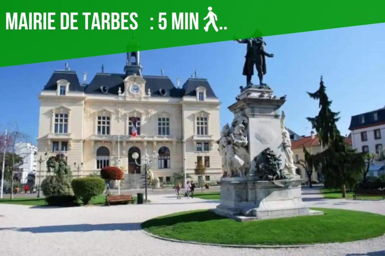Le Voltaire -2 Chambres- 70M2- Hypercentre-Parking-Wifi Fibre- Nouvelle Literie Тарб Екстериор снимка